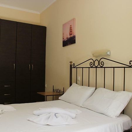 Turtle Beach Apartment Marathiás Exterior foto